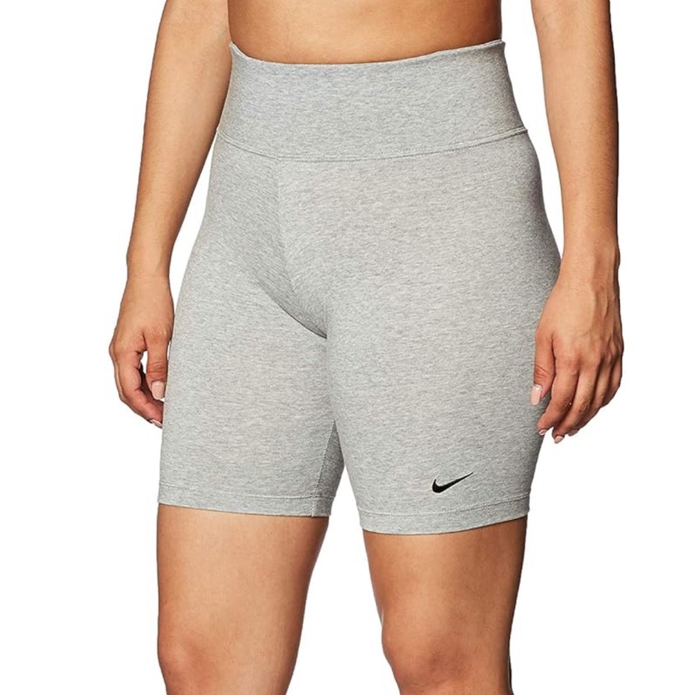 NWT women’s gray biker shorts